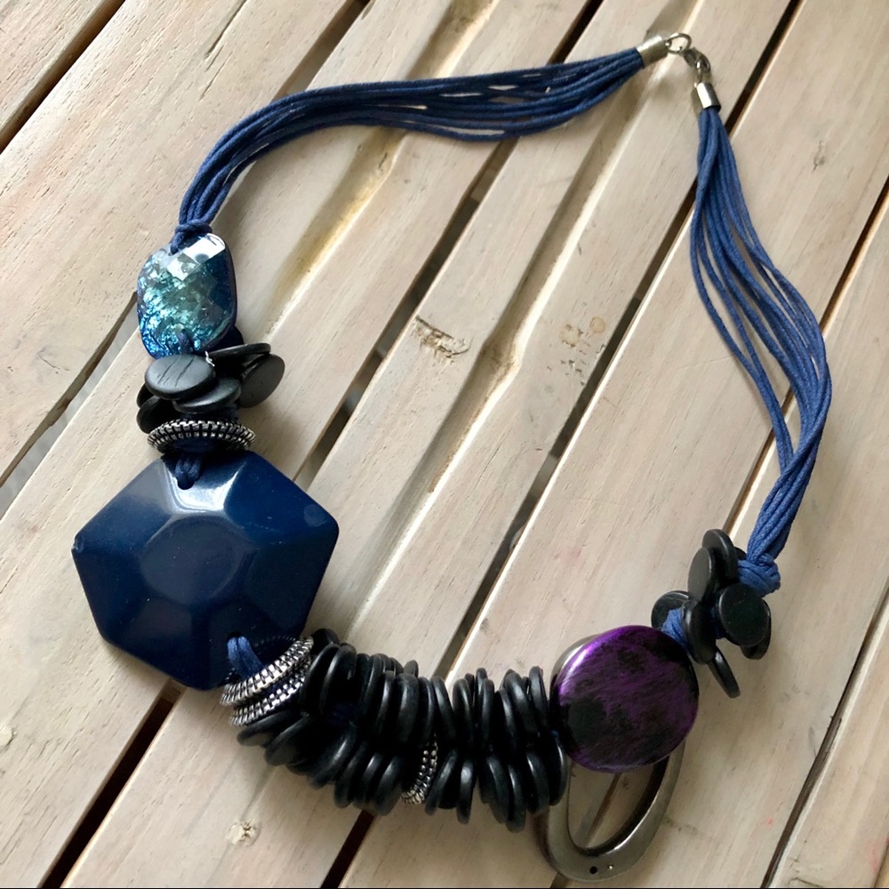 Stunning statement necklace🌟